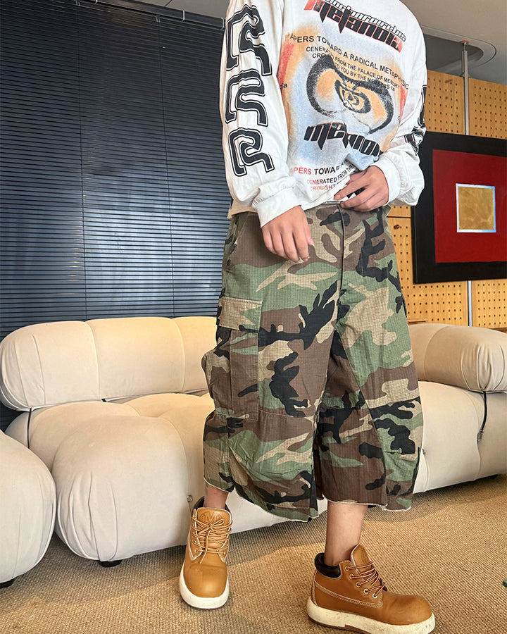 GRYFT Utility Camo Cargo Pocket Wide Knee Shorts