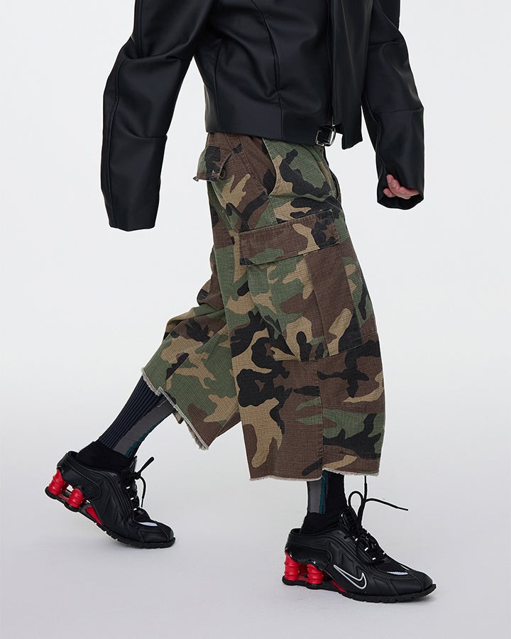 GRYFT Utility Camo Cargo Pocket Wide Knee Shorts
