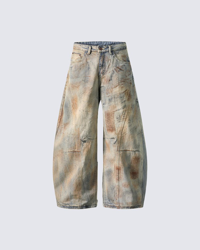 Arc-Cut Distressed Wide-Leg Jeans