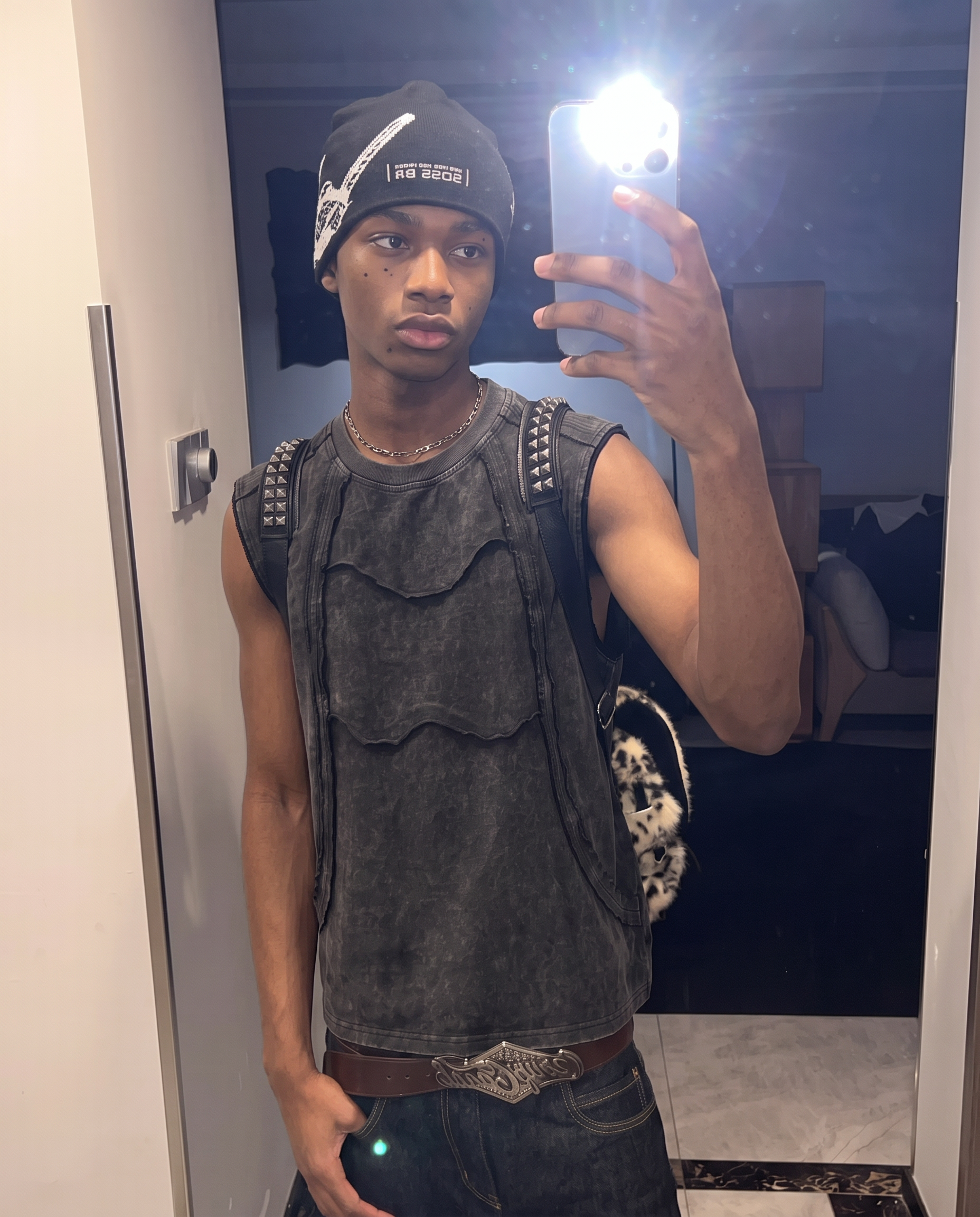 GRYFT Retro Frayed Sleeveless Vest