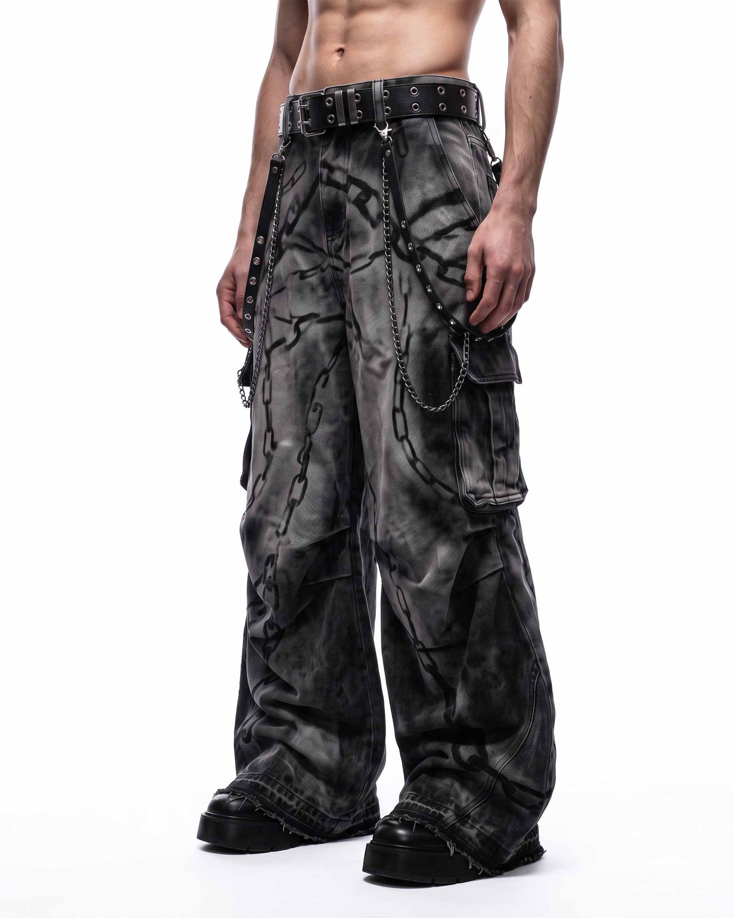 GRYFT SYMBIOTE Chain-Graphic Distressed Cargo Pants