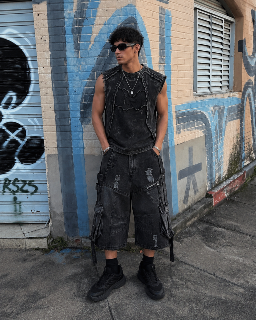 Dark Distressed Street Style Workwear Capri Pants