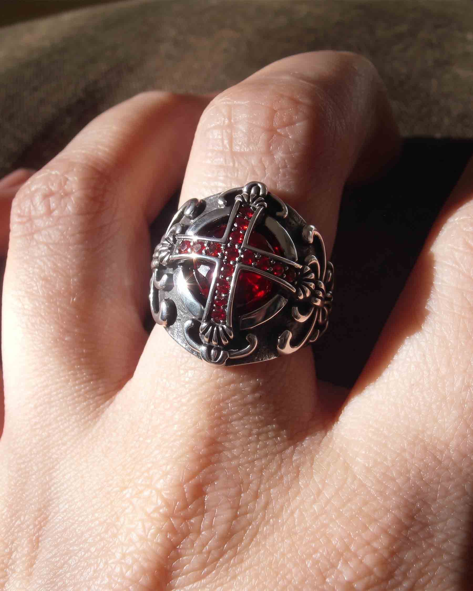 GRYFT RED RUST Series | Gothic Cross Gem Ring