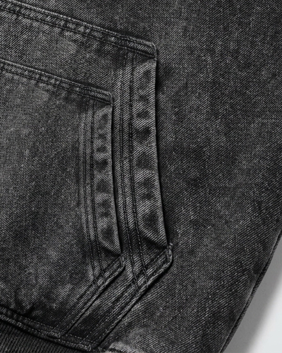 Cropped-Boxy Hoodie in Stone-Washed Cotton