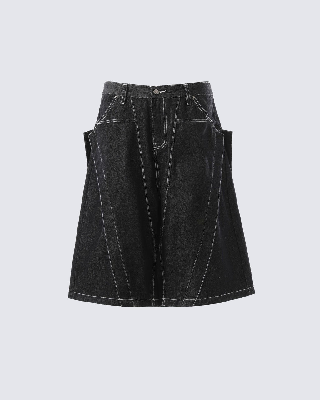 Contrast Stitching Wide-Leg Denim Shorts