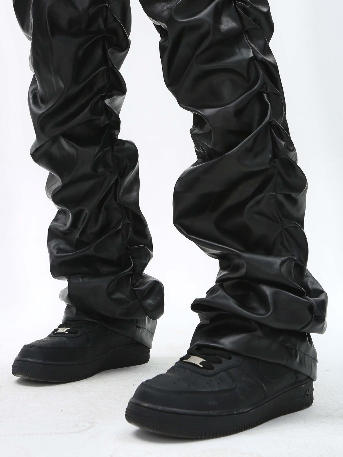 Pleated Pu Jeans