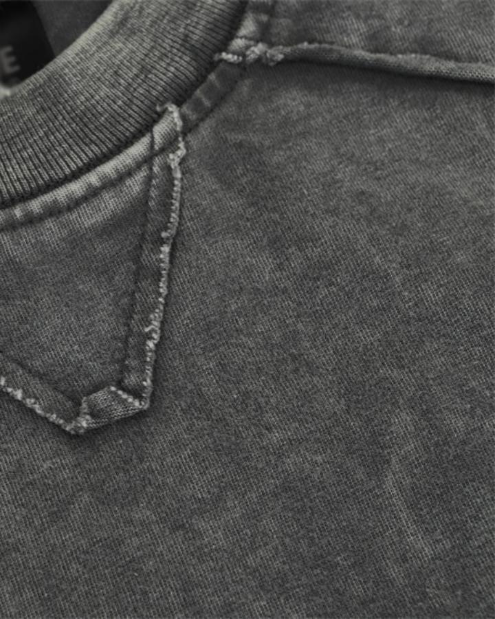 GRYFT Simple Washed Panel Seam Long-Sleeve T-Shirt