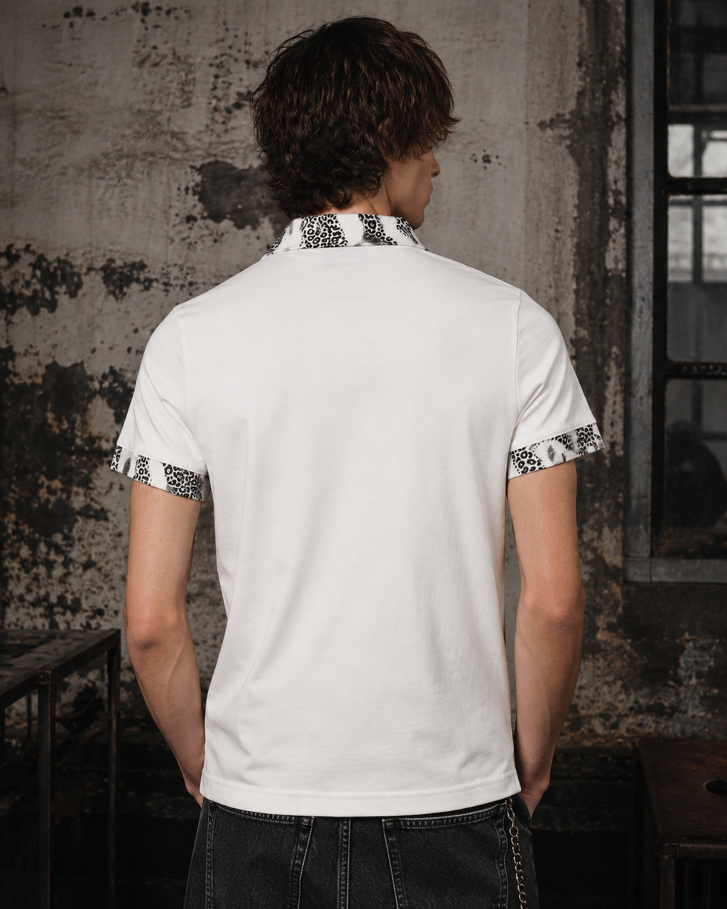 American Retro Leopard Print Metallic Stud Letter T-Shirt