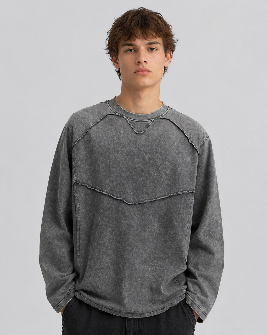 GRYFT Simple Washed Panel Seam Long-Sleeve T-Shirt