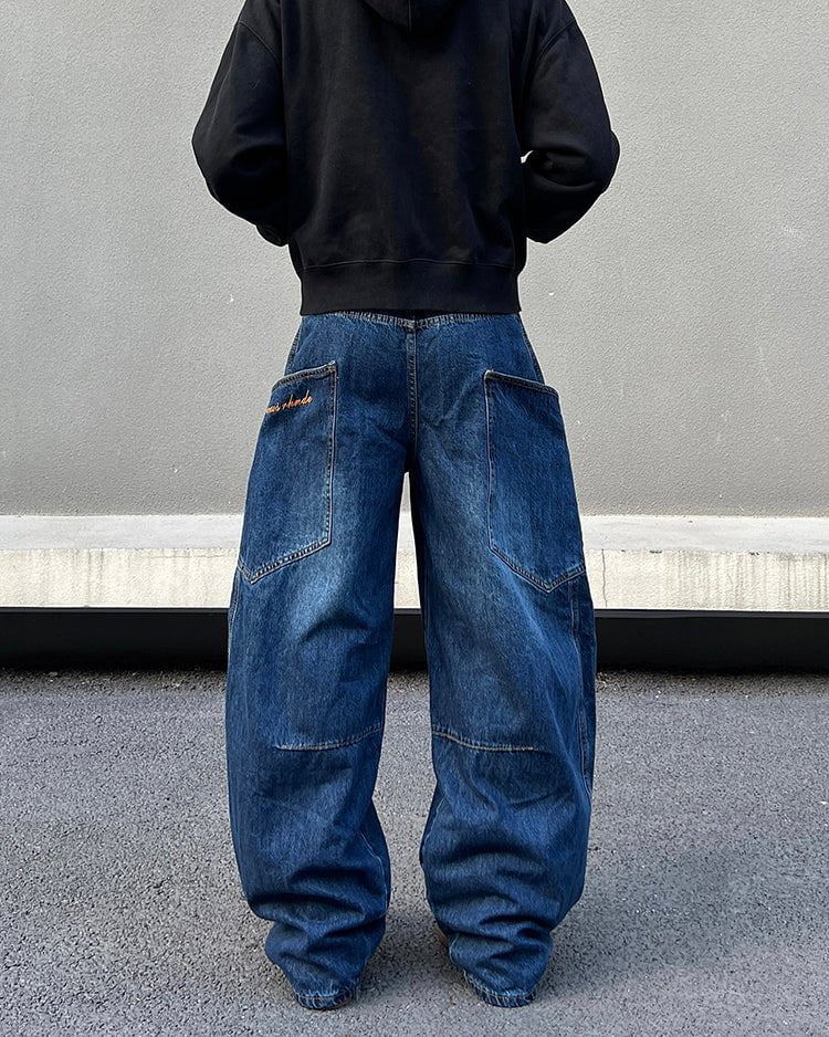 Large Pocket Curved Jeans