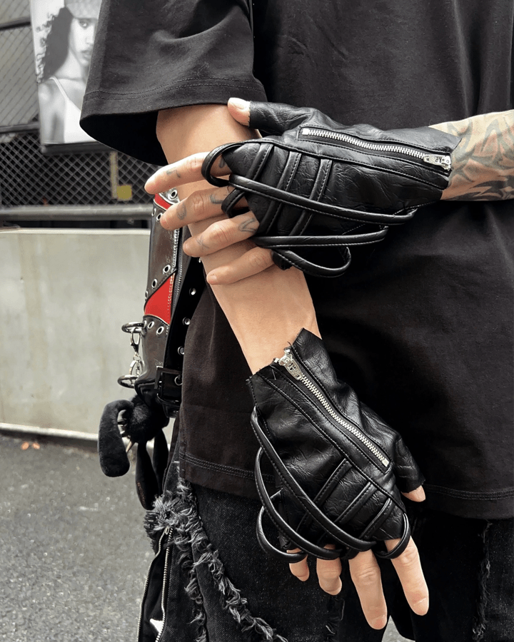Gothic Punk Lace-Up Fingerless Faux Leather Gloves